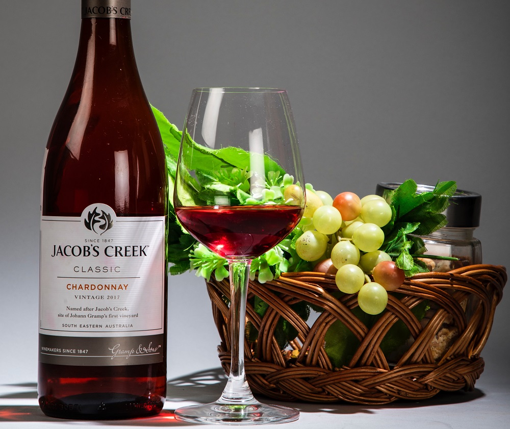 Most Common Fruity Wines (Beginner’s Guide)