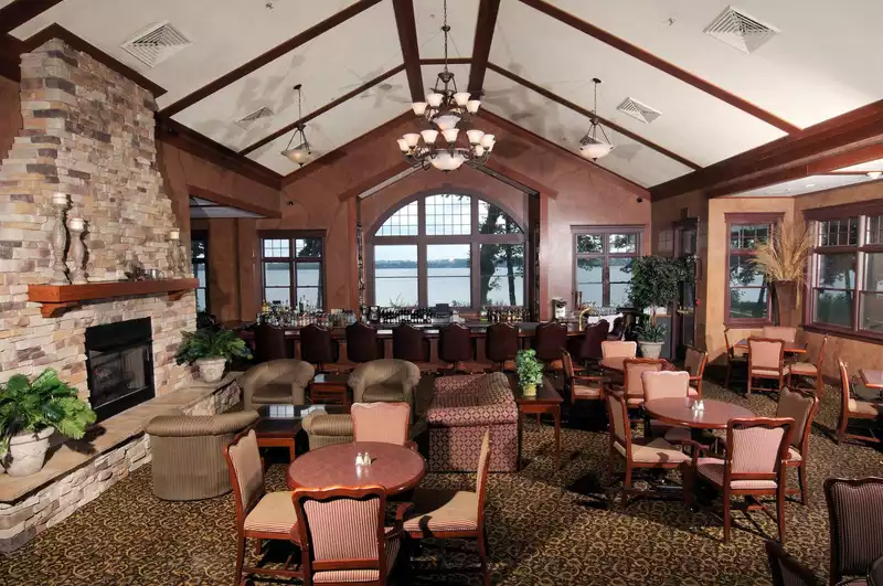 Belhurst Castle and Winery 3