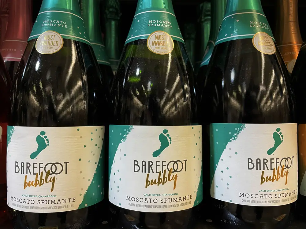 What is Moscato. Moscato lined up on shelves